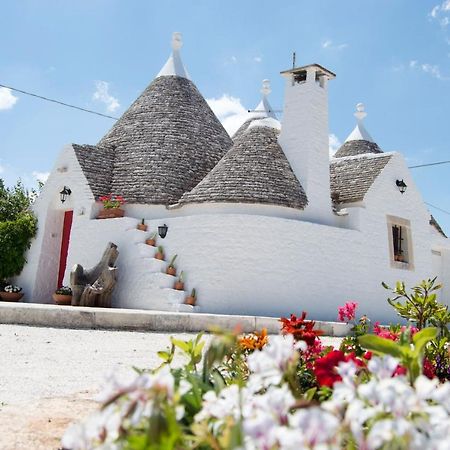 Il Trullo Pellegrini Villa โลโกโรตอนโด ภายนอก รูปภาพ