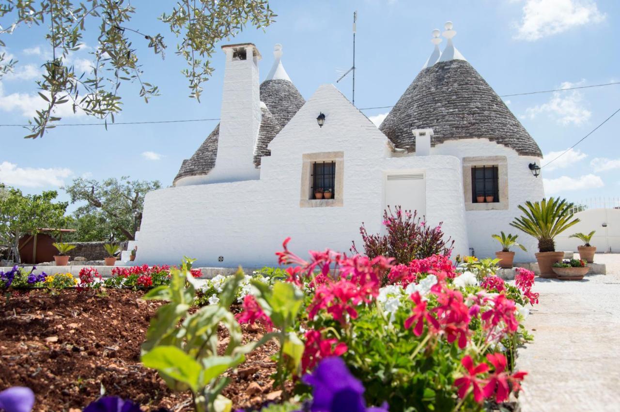 Il Trullo Pellegrini Villa โลโกโรตอนโด ภายนอก รูปภาพ