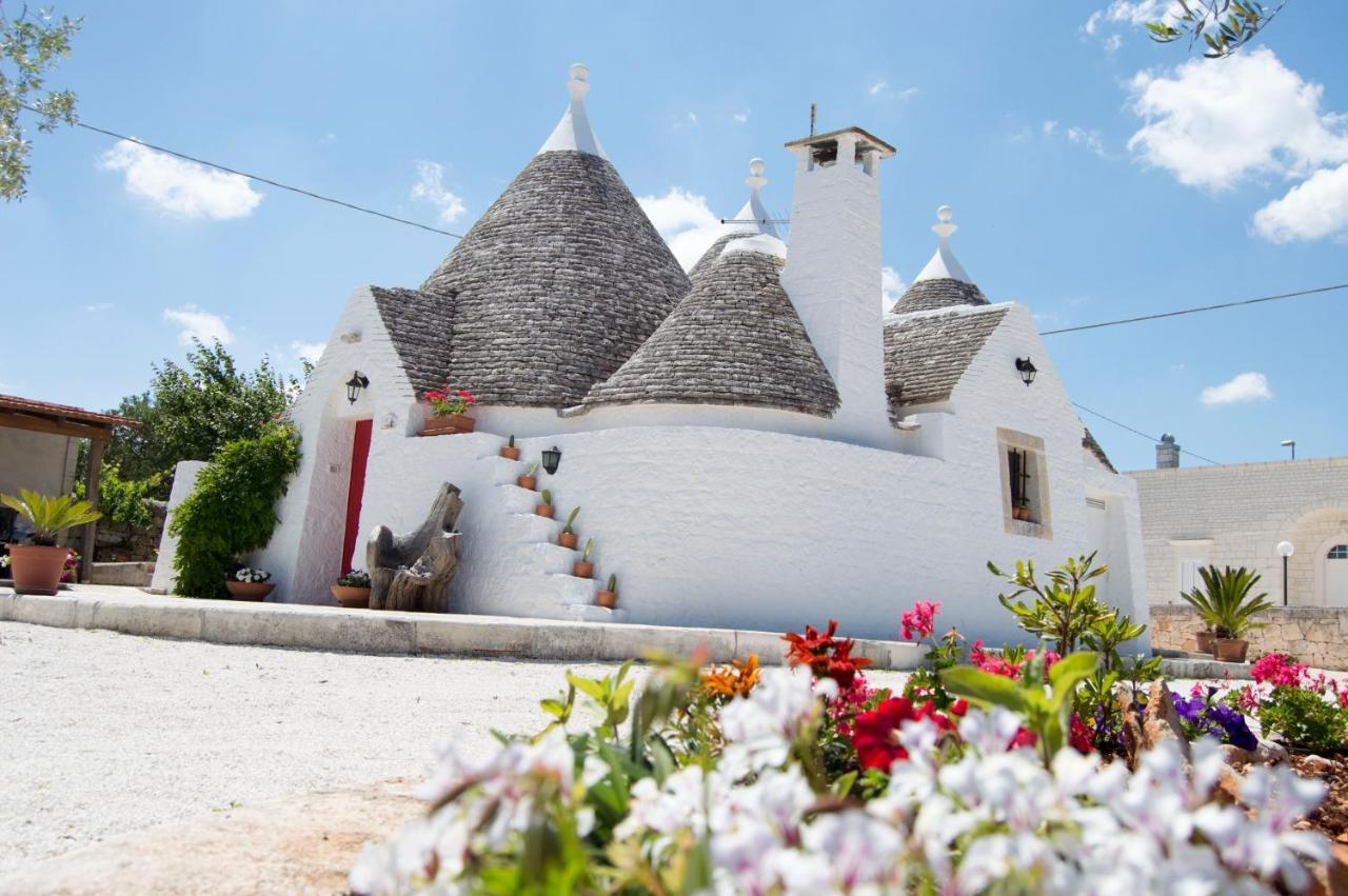 Il Trullo Pellegrini Villa โลโกโรตอนโด ภายนอก รูปภาพ
